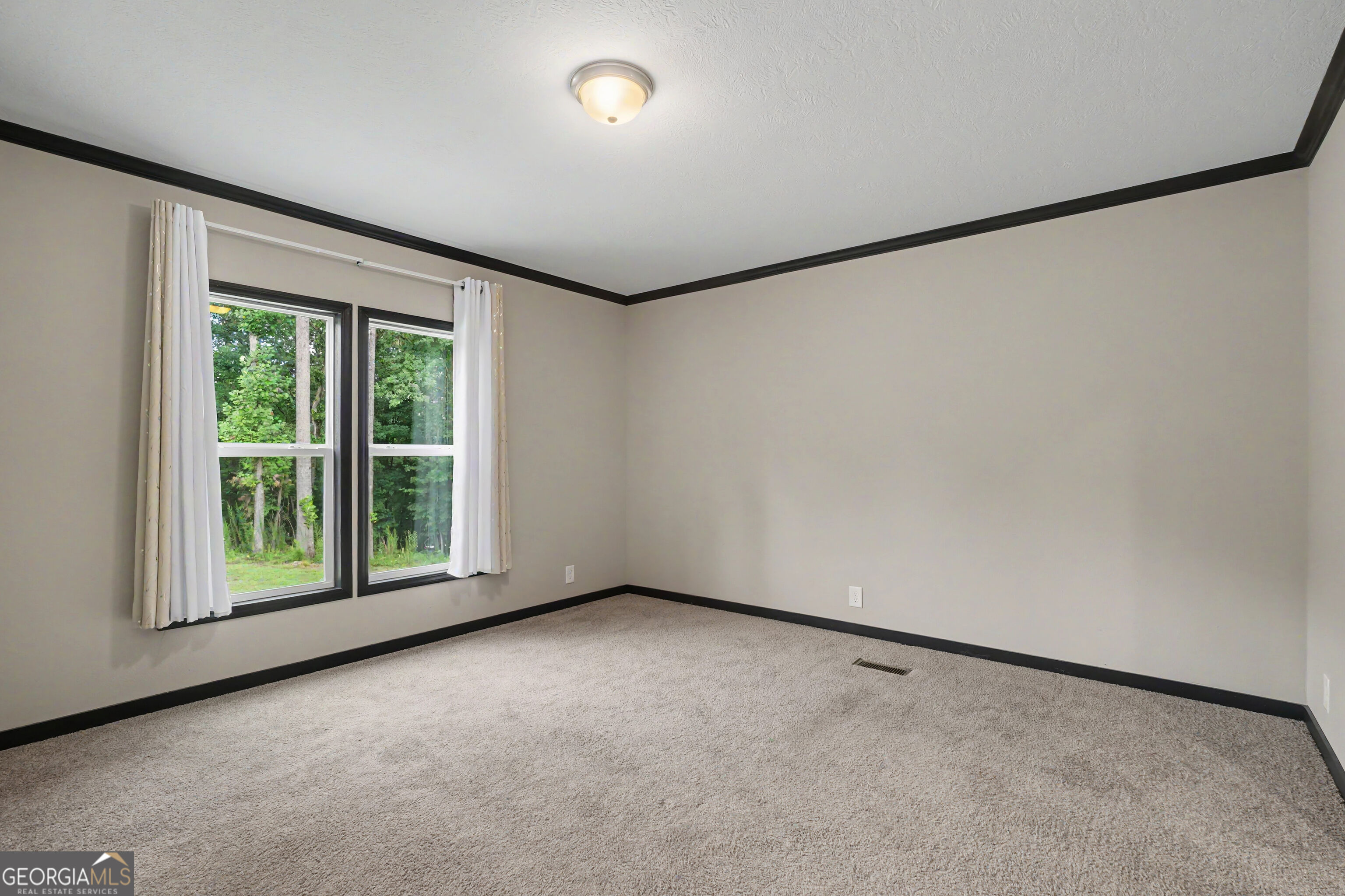 257 Iris Drive Property Photo 20