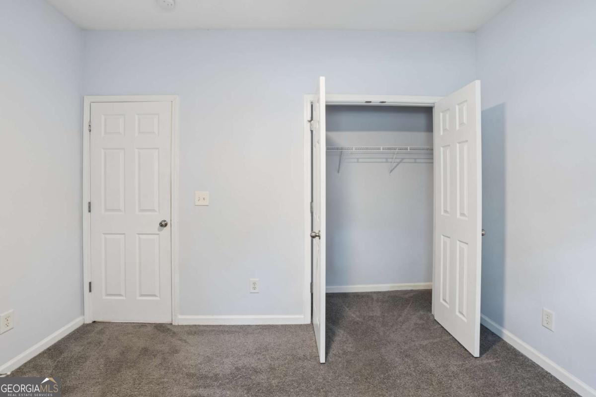 1912 E Farris Avenue Property Photo 10