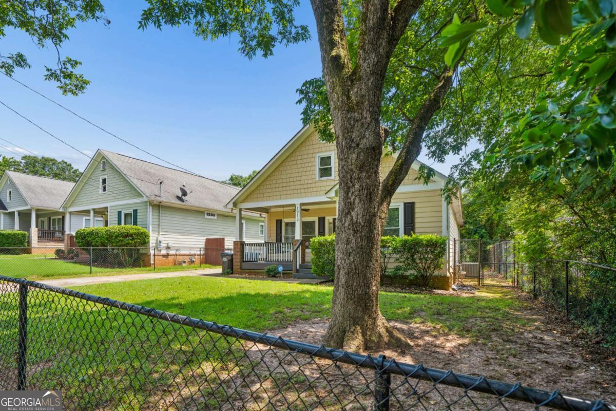 1912 E Farris Avenue Property Photo 36