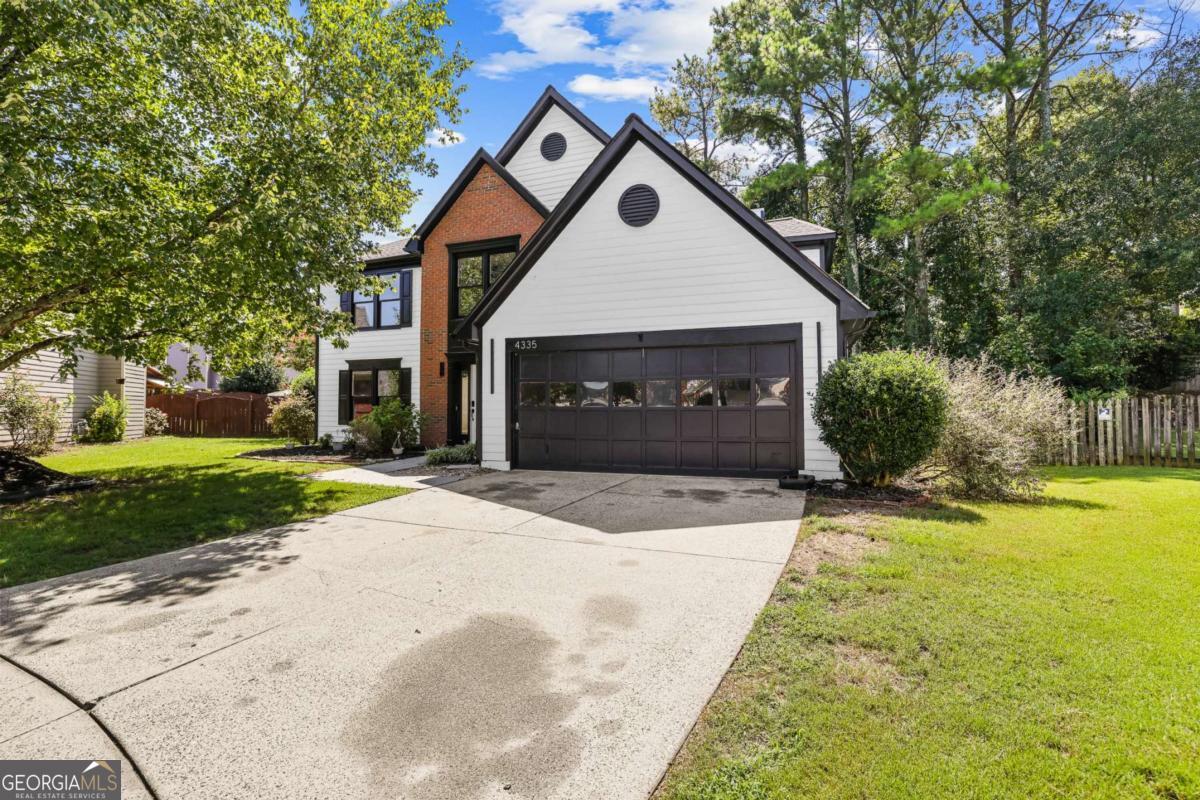 4335 Abbotts Pointe Court Property Photo 1