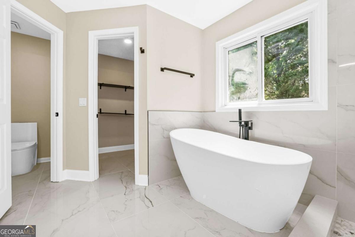 4335 Abbotts Pointe Court Property Photo 27