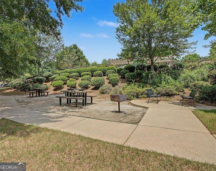 1609 Meadow Crossing Property Photo 31