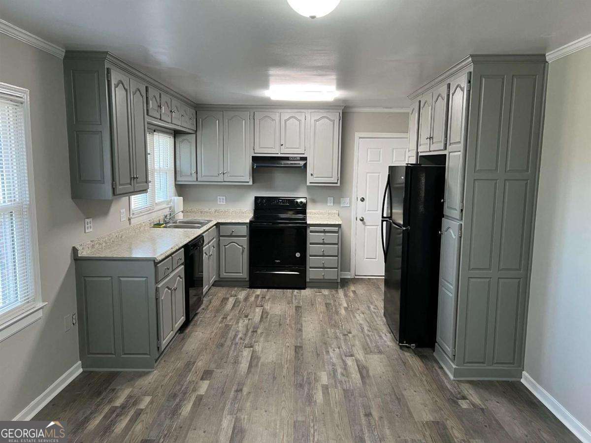 60 Azalea Drive Property Photo 2