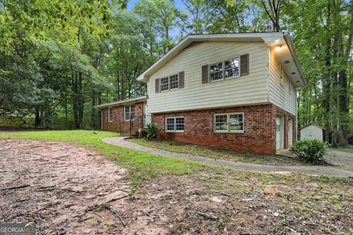 328 Fayette Villa Court Property Photo 3