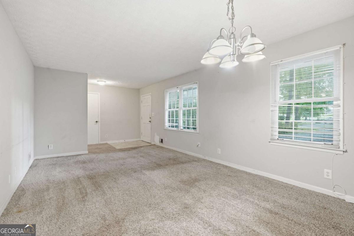 328 Fayette Villa Court Property Photo 11