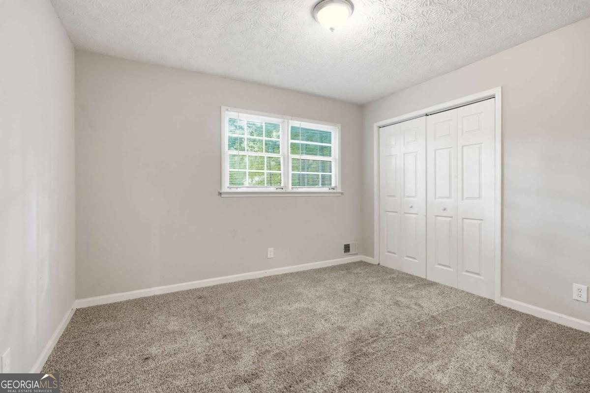 328 Fayette Villa Court Property Photo 18