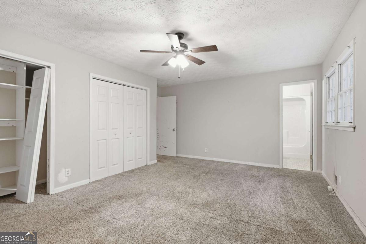 328 Fayette Villa Court Property Photo 24