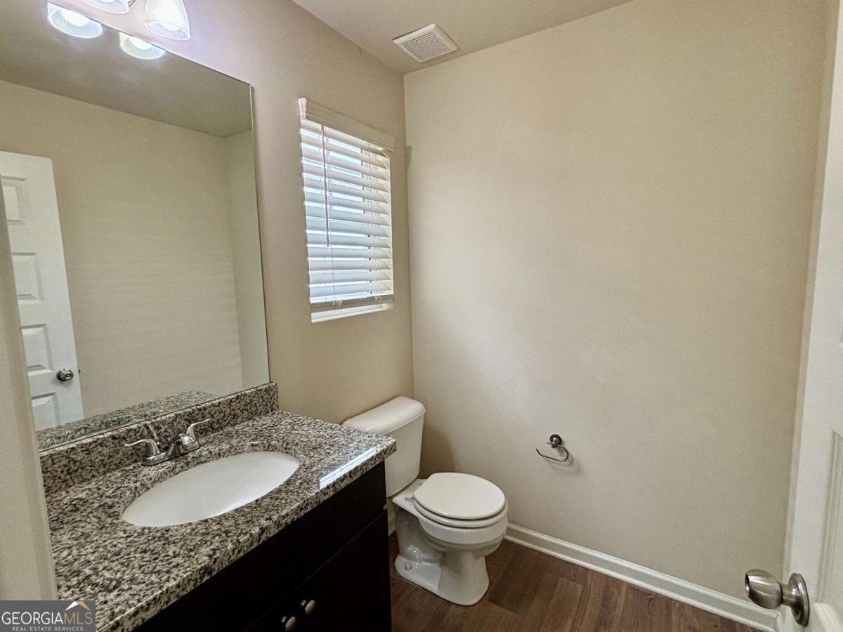 629 Carlton Pointe Drive Property Photo 7