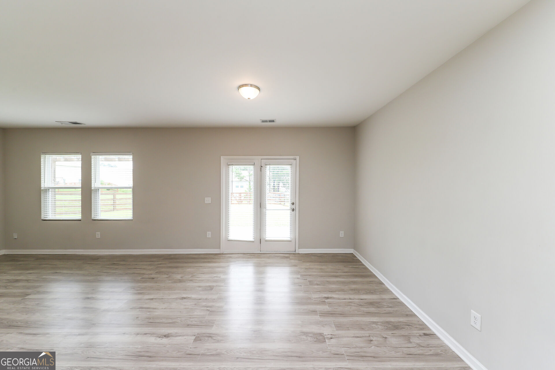128 Meriwether Lane Property Photo 6