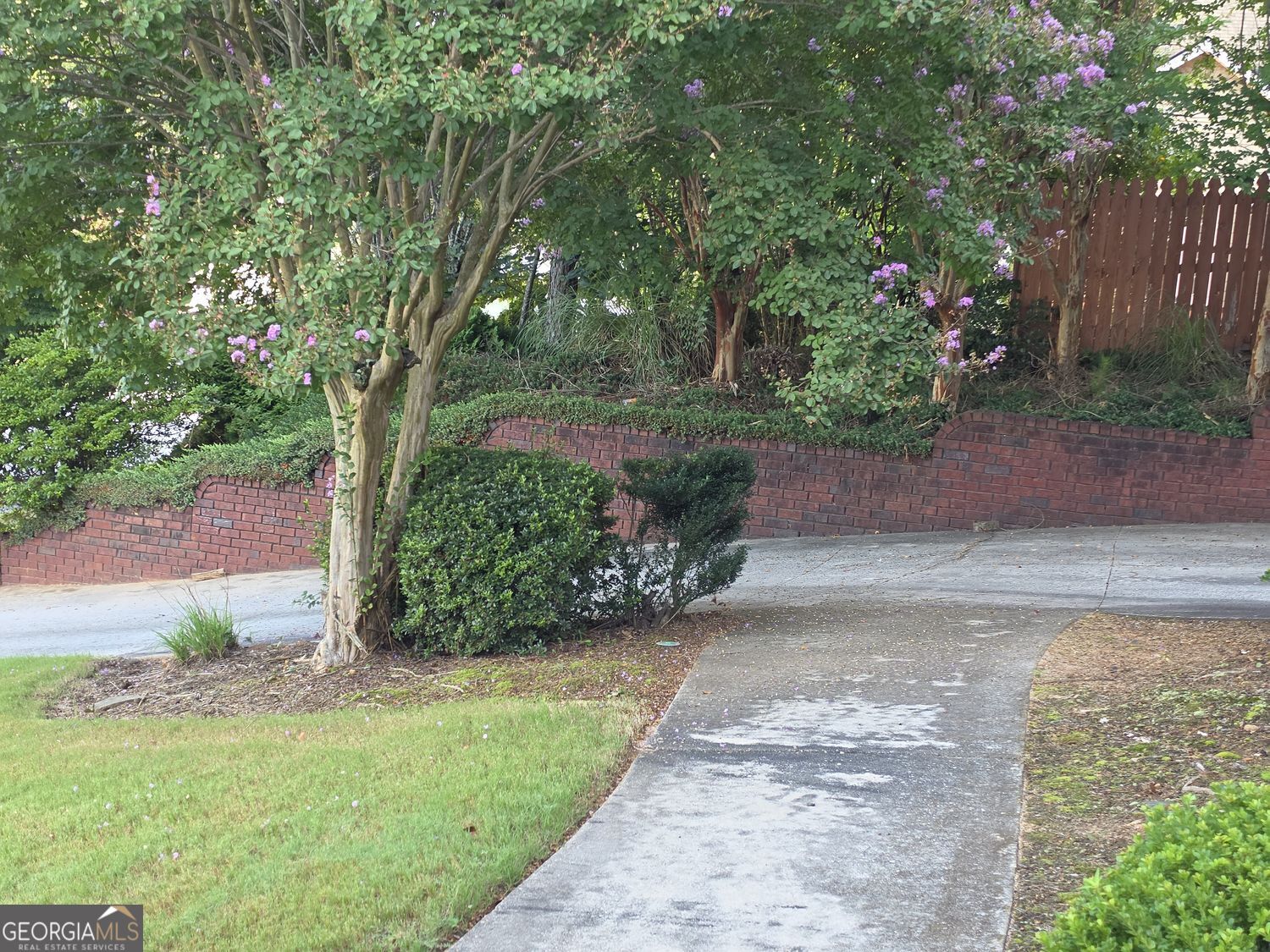 2810 Shoemaker Lane Property Photo 25