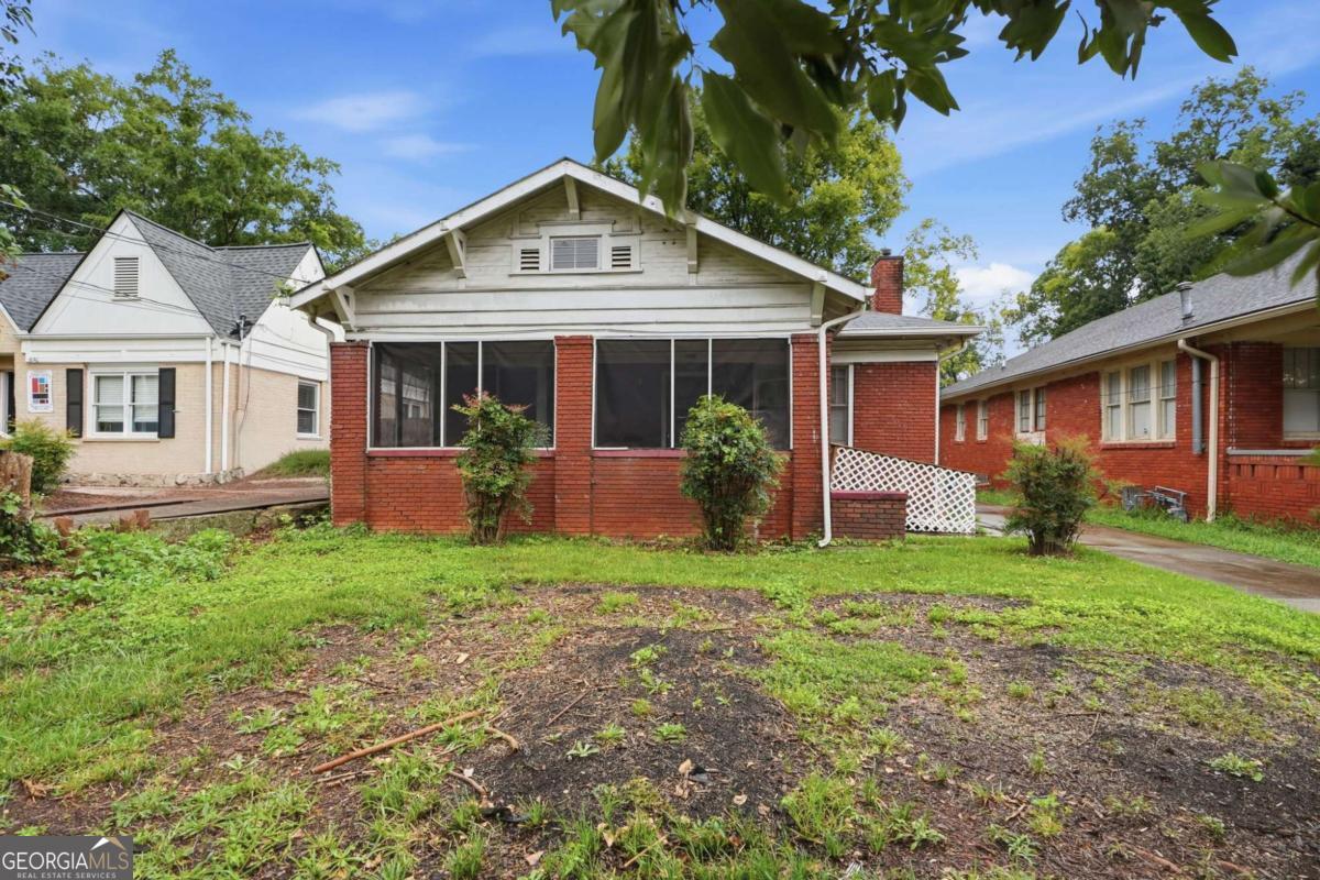 675 Holderness Street Sw Property Photo 1