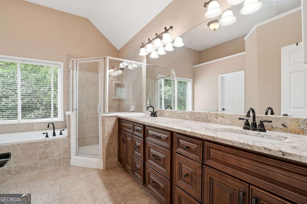 855 Freedom Way Property Photo 14