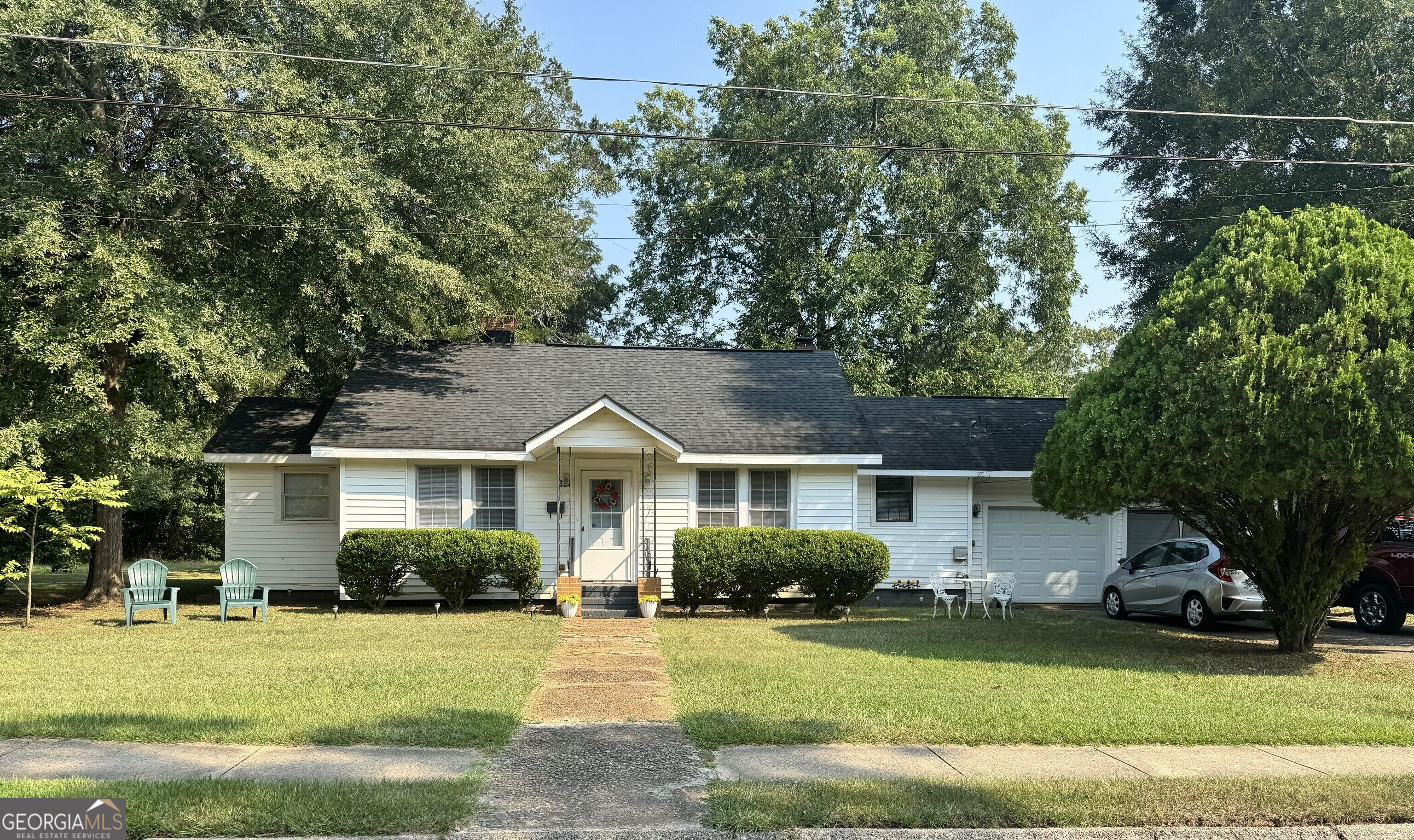 304 Peachtree Street Property Photo 1