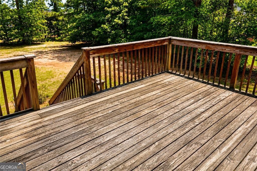 144 Chapel Ridge Drive Property Photo 11