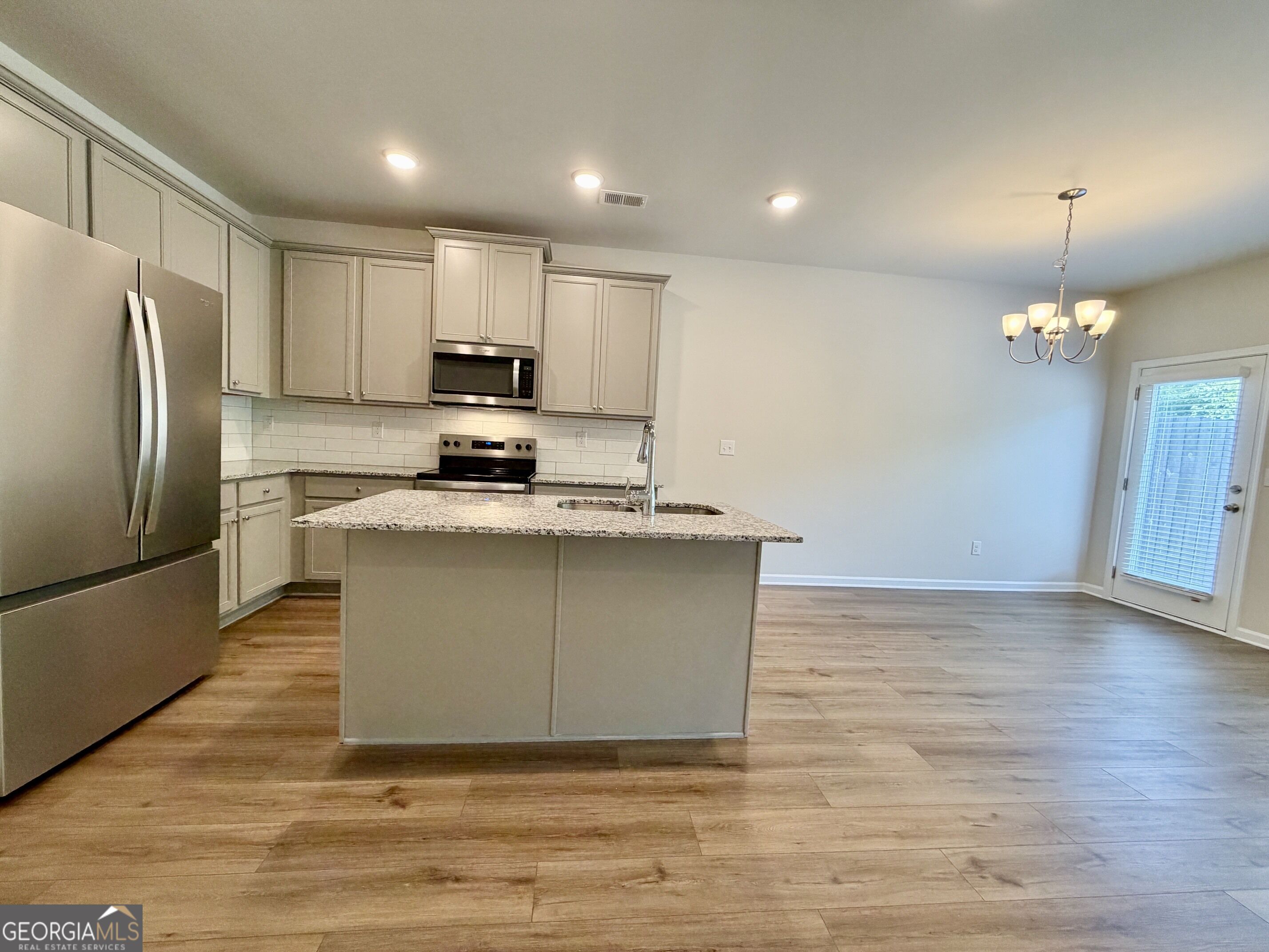 129 Jaxton Street Property Photo 11