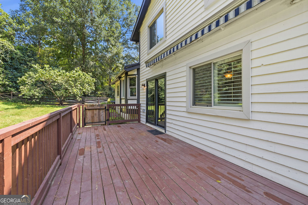 9630 Pine Thicket Way Property Photo 26
