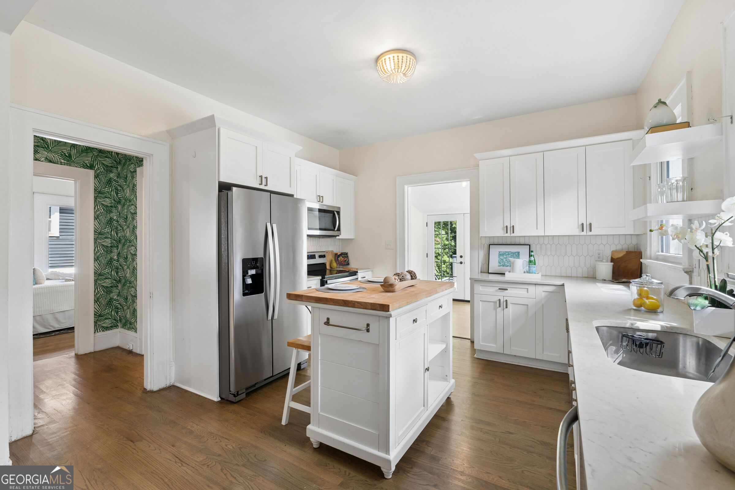 645 Lexington Avenue Sw Property Photo 8