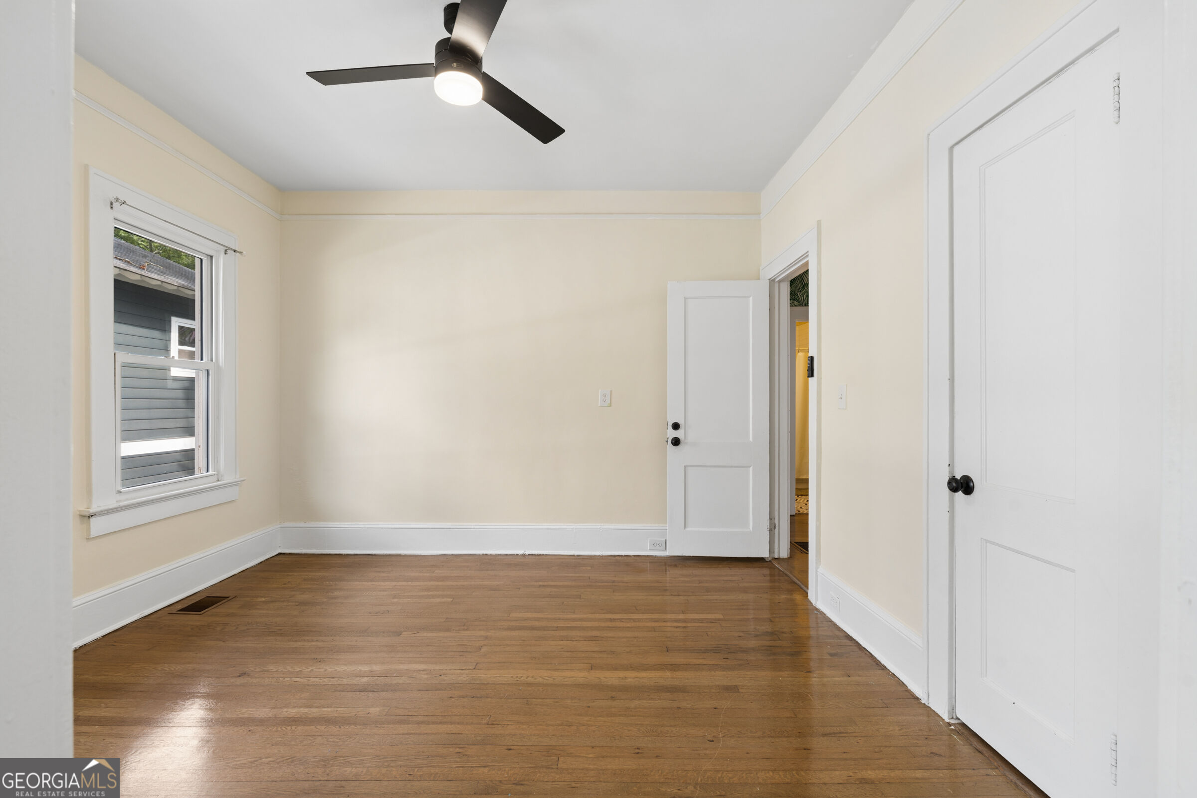 645 Lexington Avenue Sw Property Photo 26
