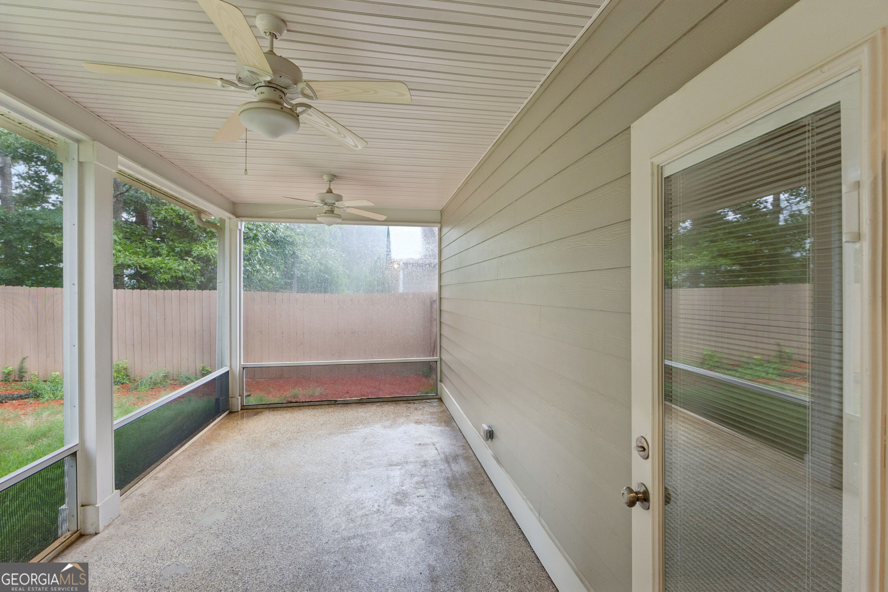 495 Rabbits Run Property Photo 16