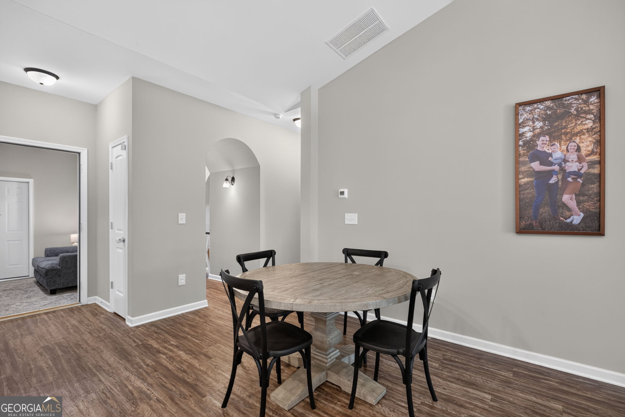 432 Clematis Court Property Photo 11