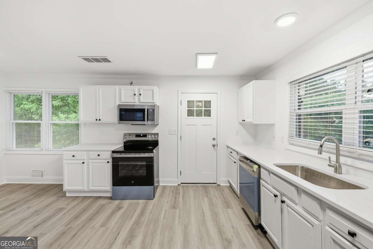 111 Victor Circle Nw Property Photo 16