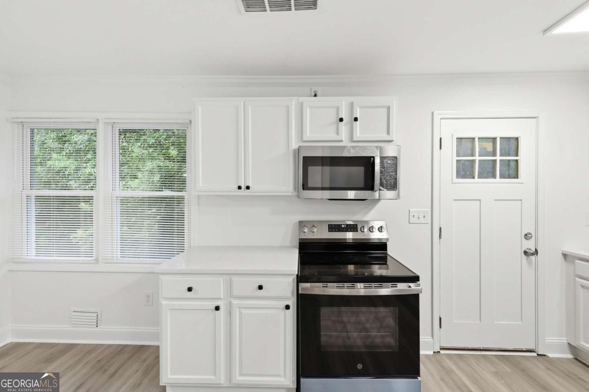111 Victor Circle Nw Property Photo 18