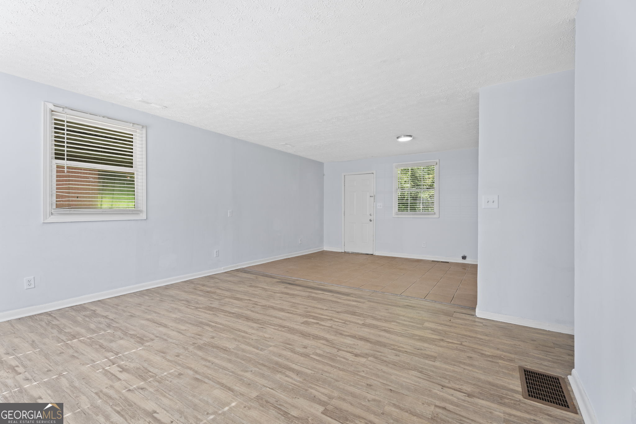 376 Cologne Drive Se Property Photo 8