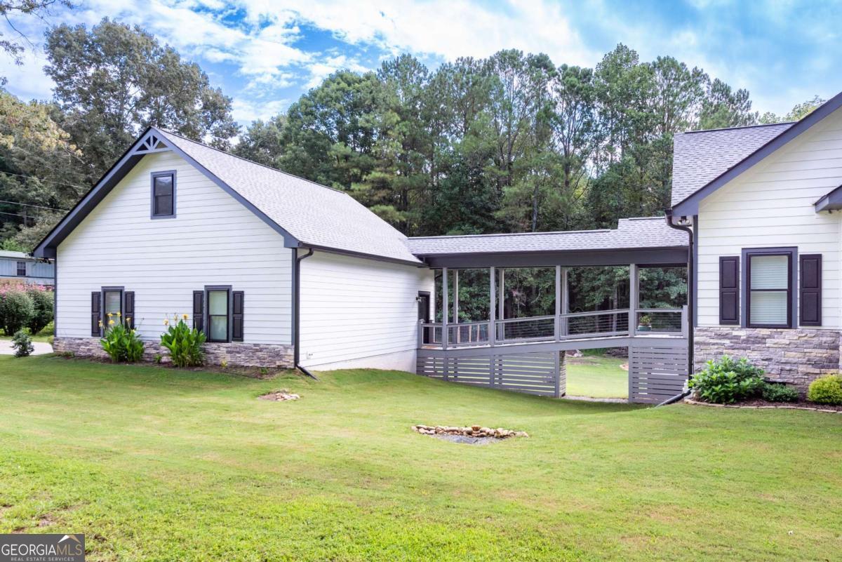 4973 Yukon Road Property Photo 5