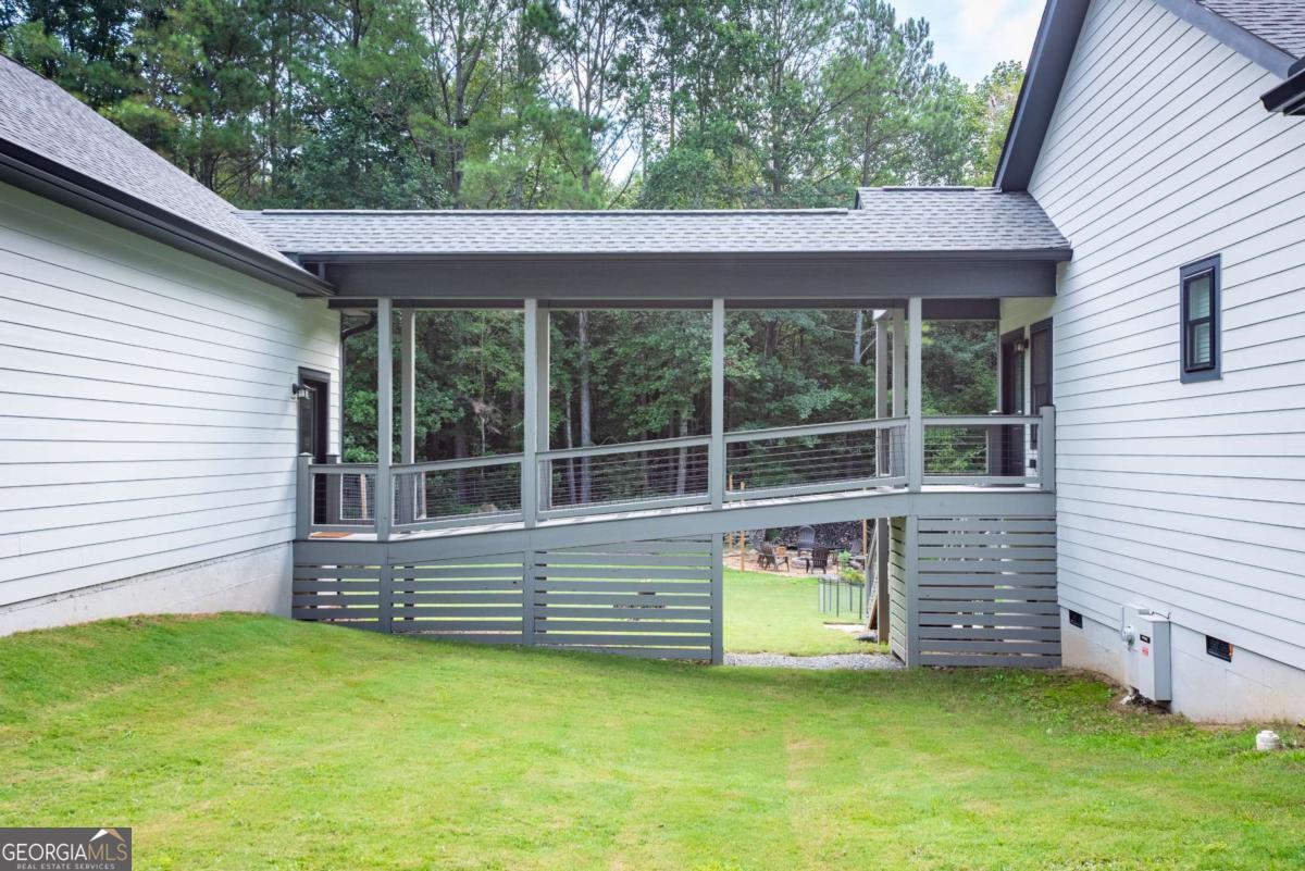 4973 Yukon Road Property Photo 6