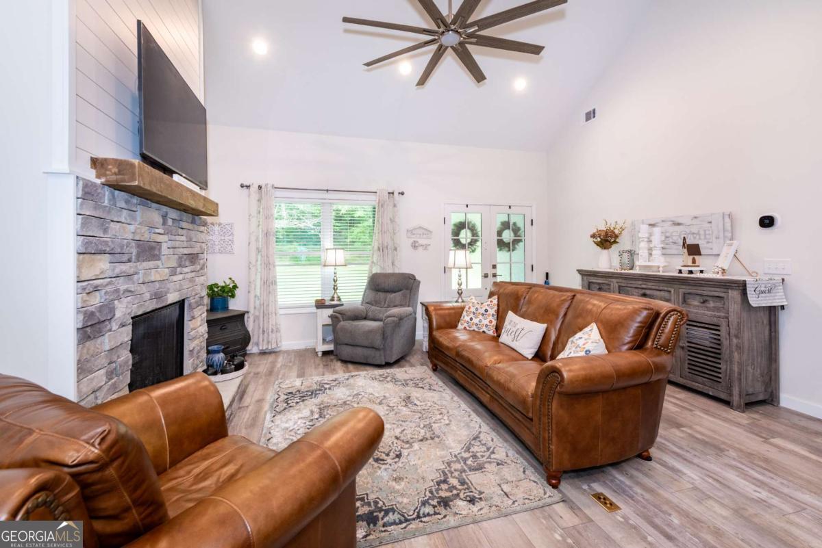 4973 Yukon Road Property Photo 16