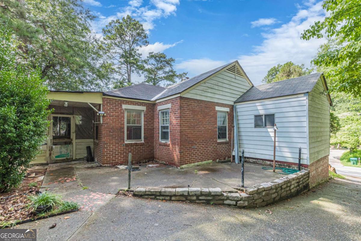 612 Cofield Drive Property Photo 3