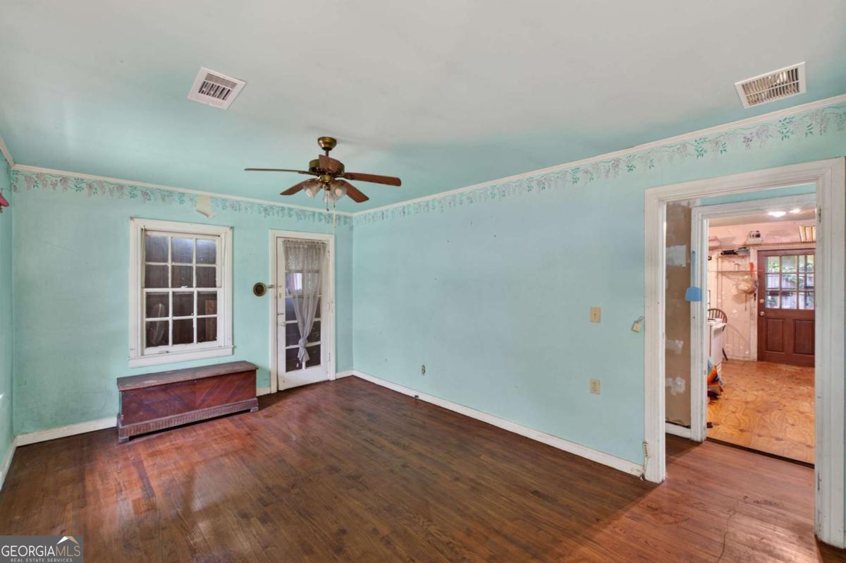 612 Cofield Drive Property Photo 6