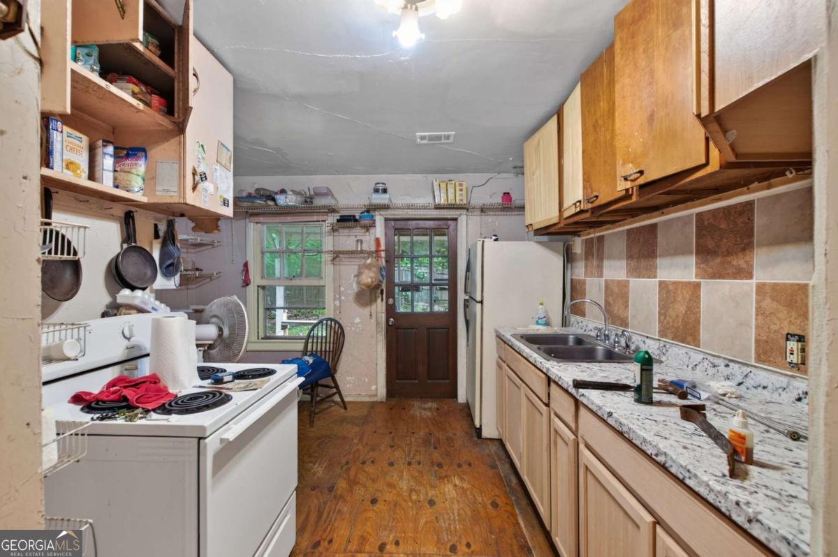 612 Cofield Drive Property Photo 14