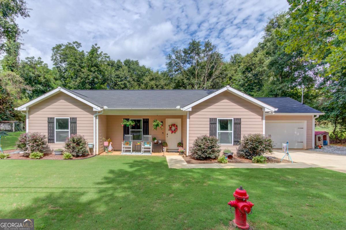 418 Starrs Bridge Road Property Photo 1