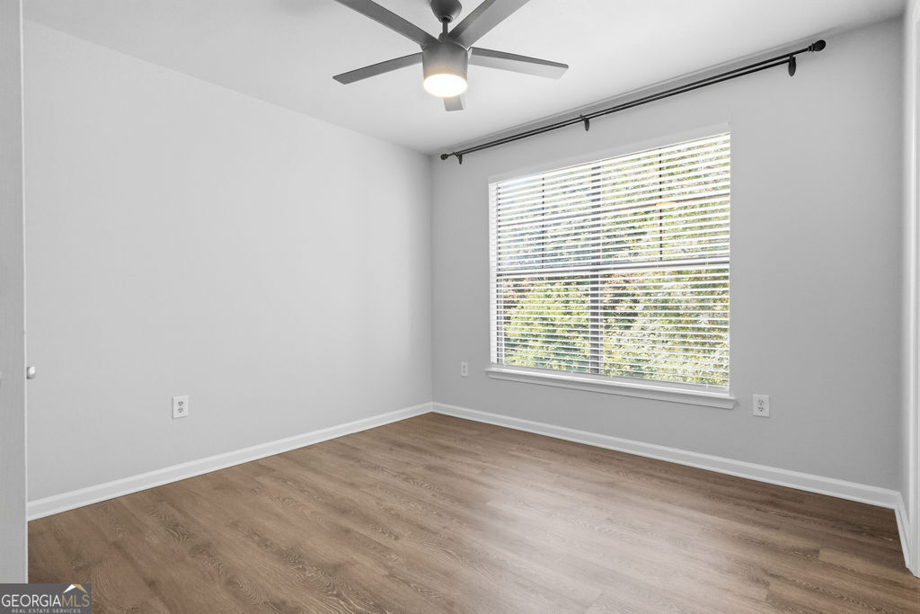 211 N Avenue # 1233 Property Photo 11