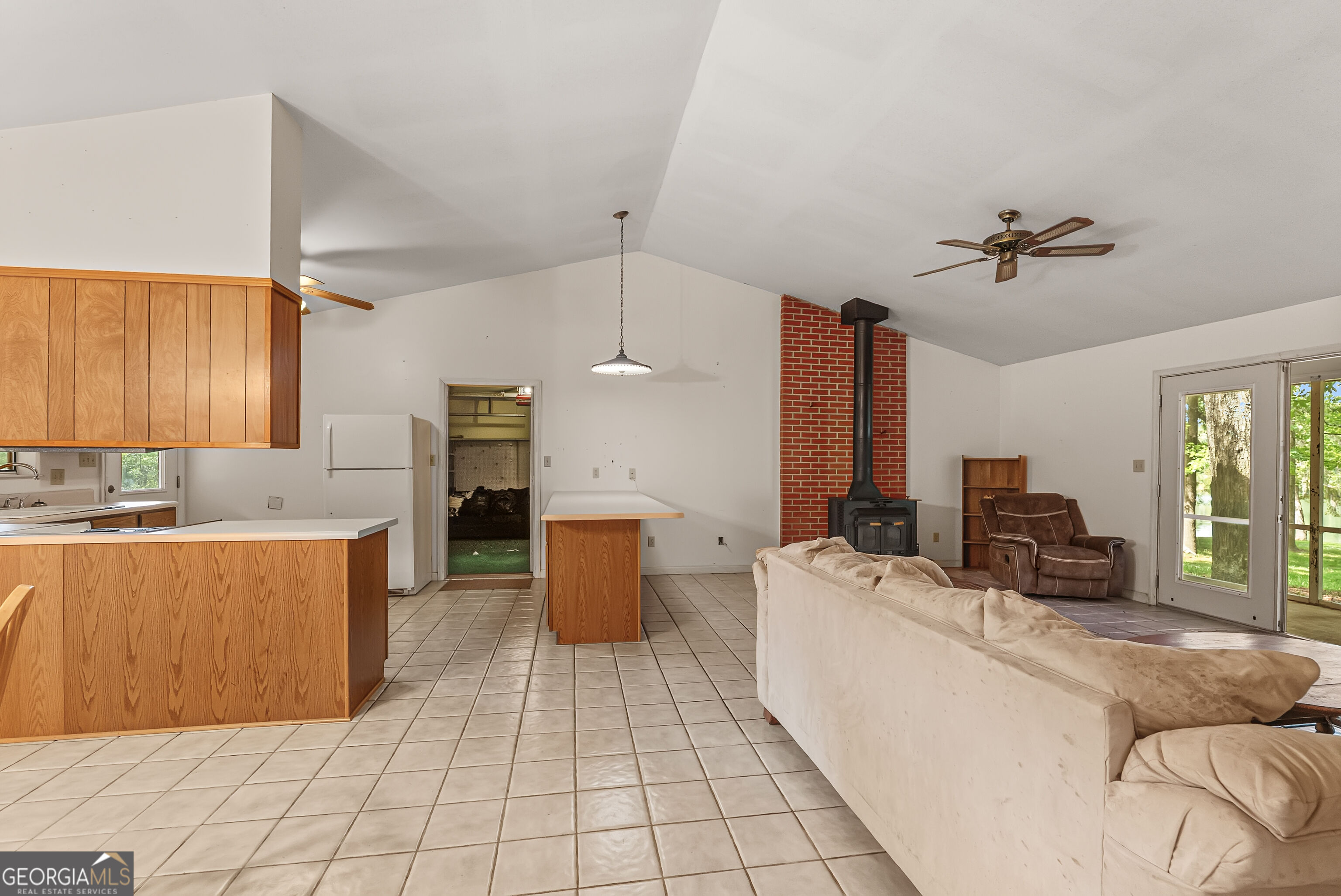 139 Riverview Drive Property Photo 7