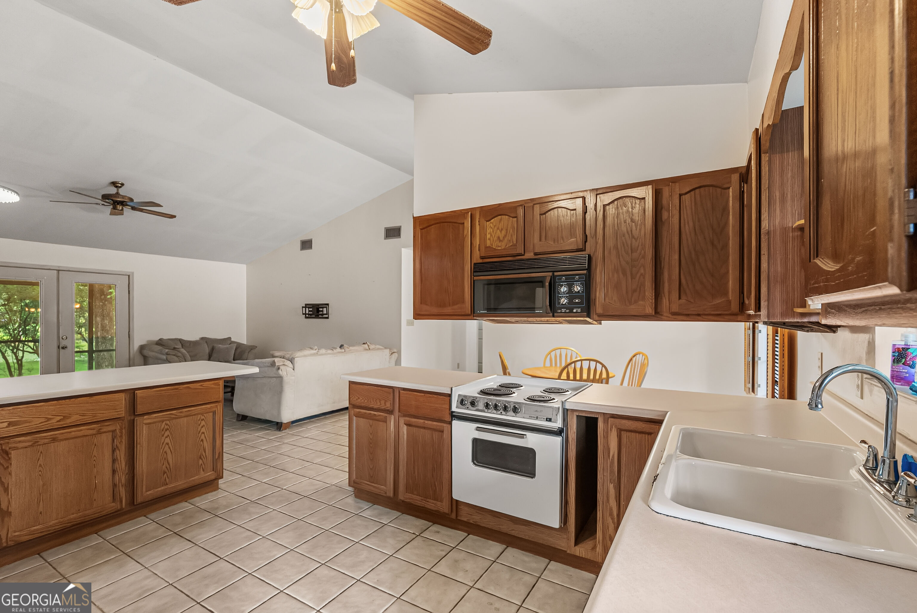 139 Riverview Drive Property Photo 11