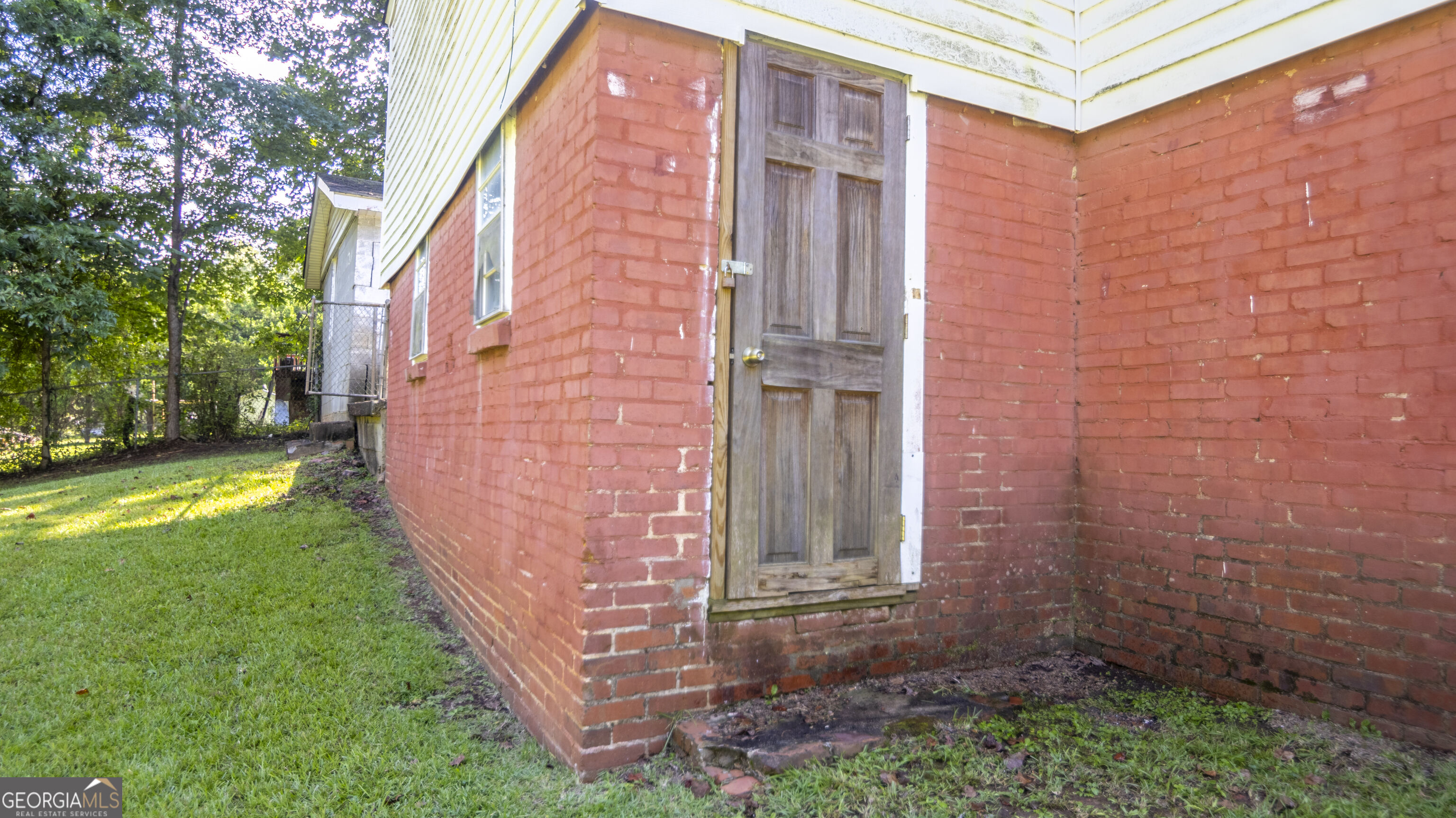 11 North Street Property Photo 38