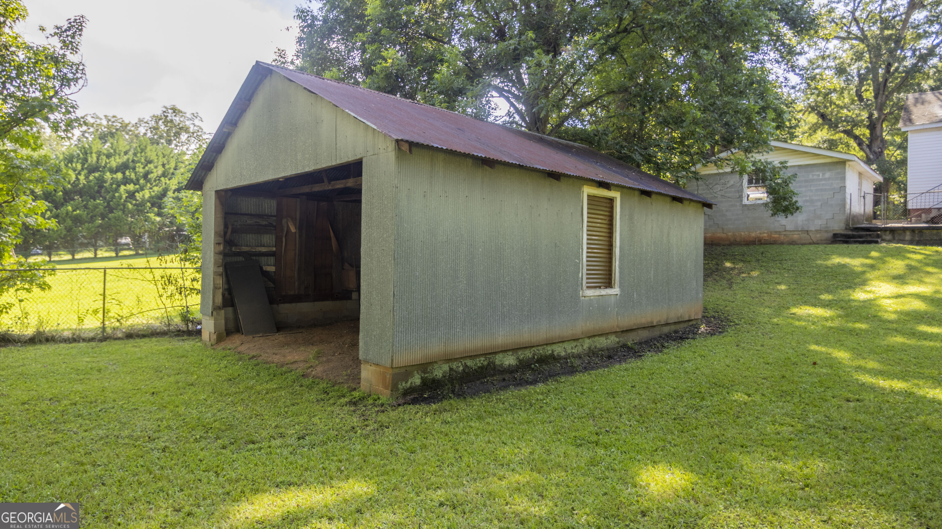 11 North Street Property Photo 39