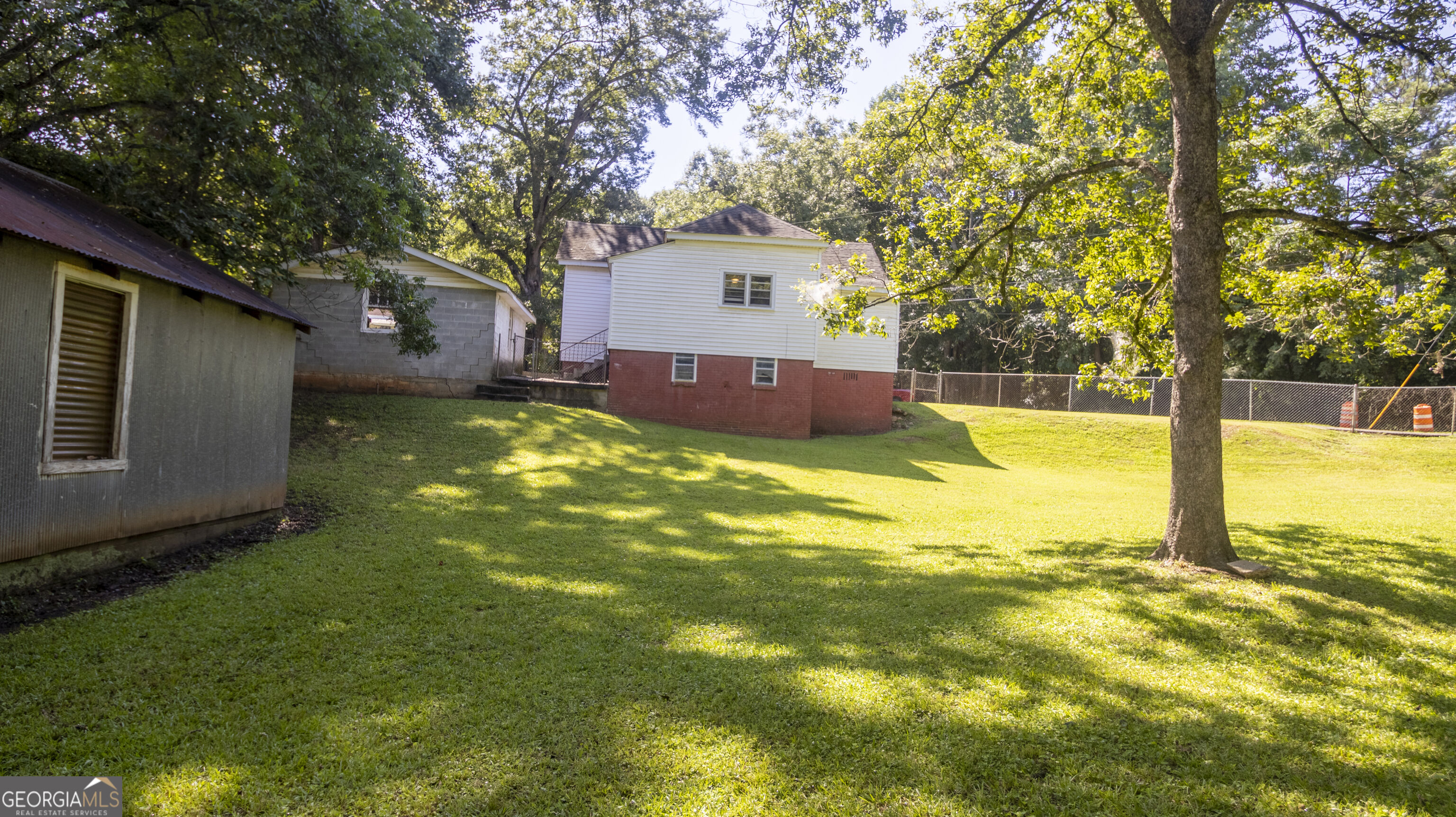11 North Street Property Photo 40