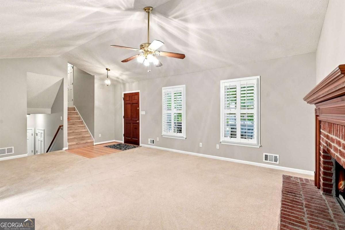 4816 Westbourne Drive Property Photo 7