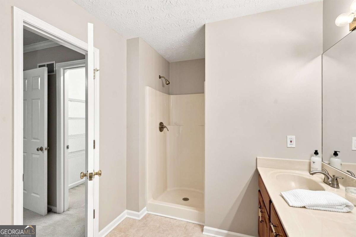 4816 Westbourne Drive Property Photo 18