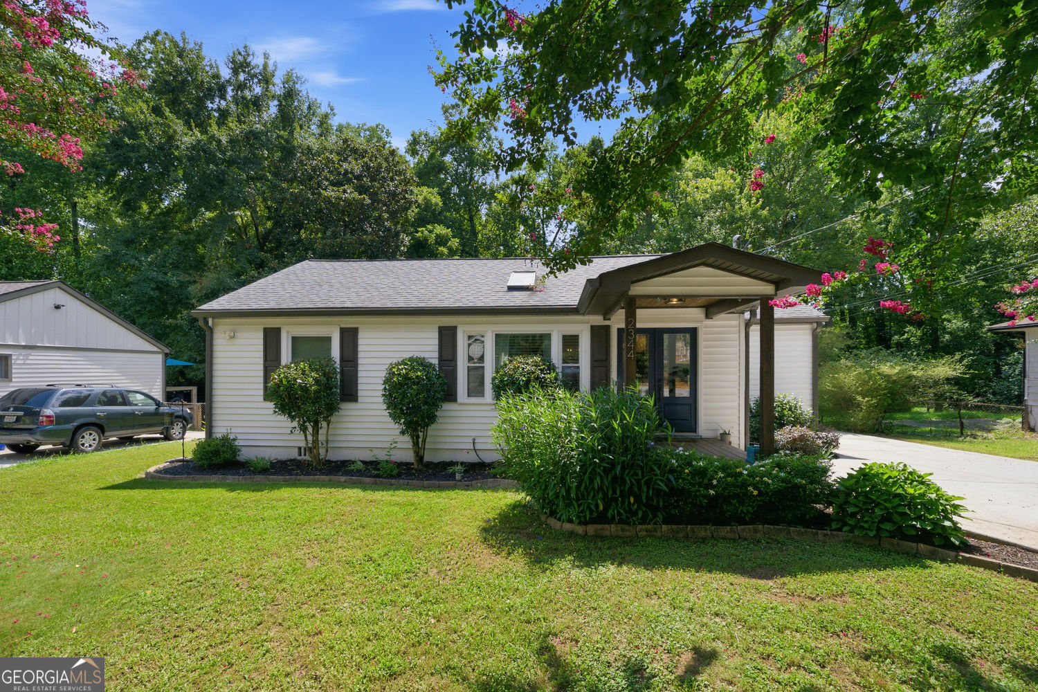 2344 Old Spring Road Se Property Photo 7