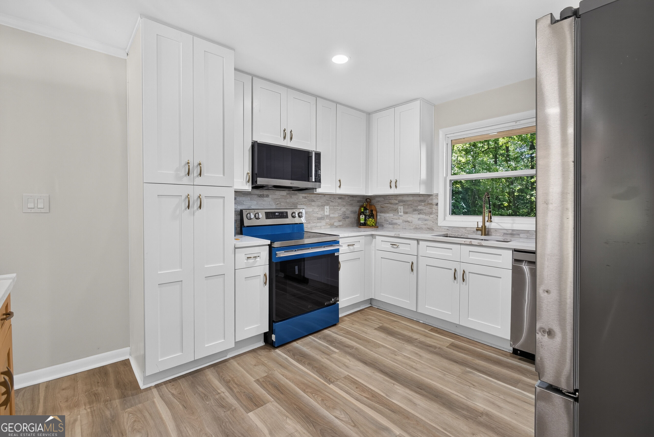 2418 Meadow Lark Drive Property Photo 19