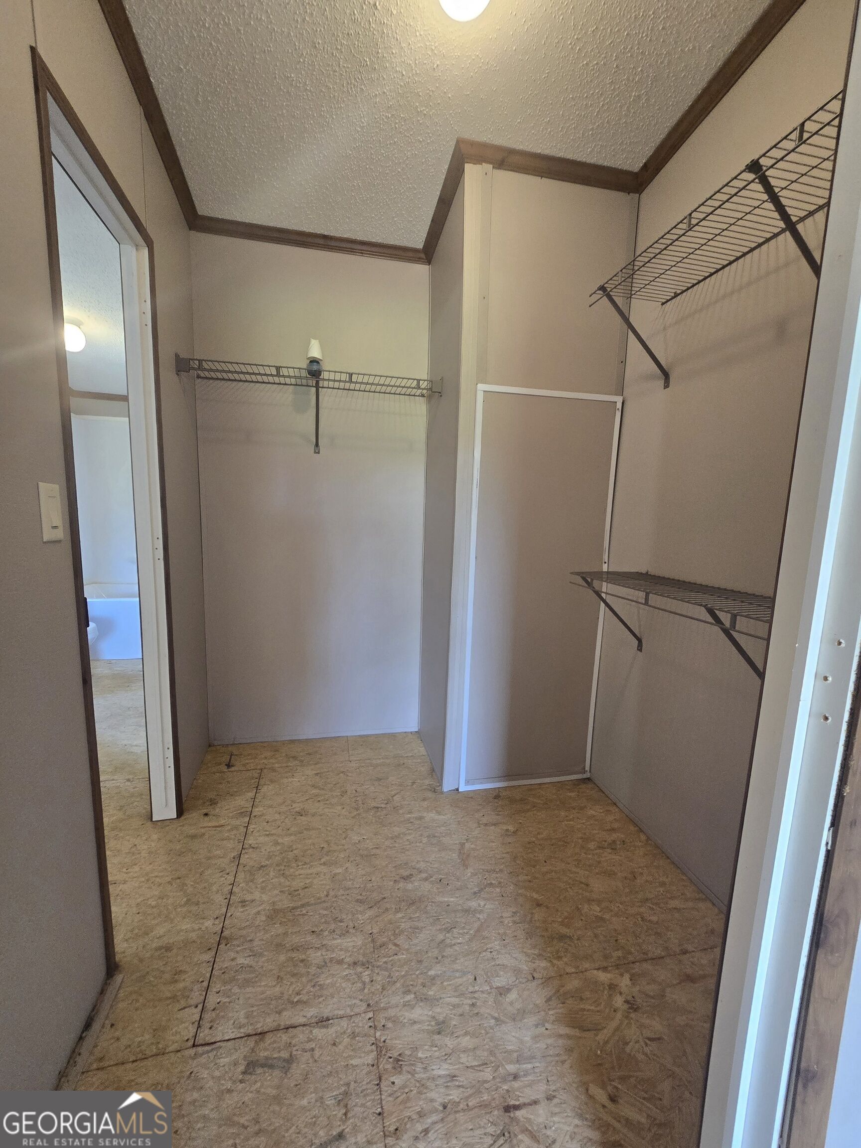 542 Nails Creek Crossing Property Photo 7