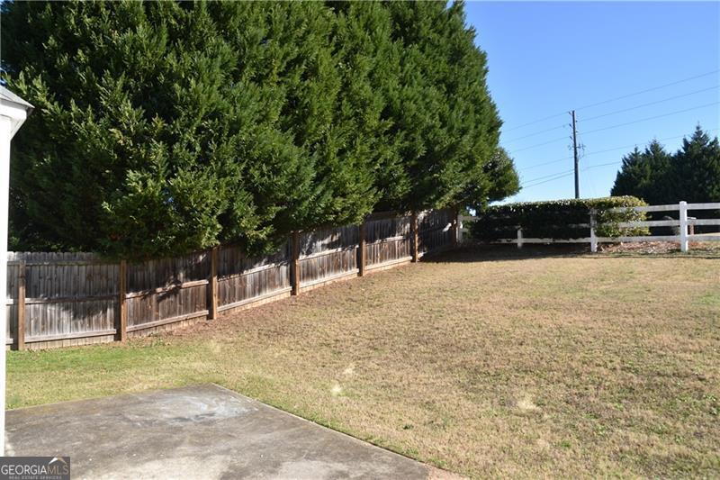 455 Madison Chase Drive Property Photo 12