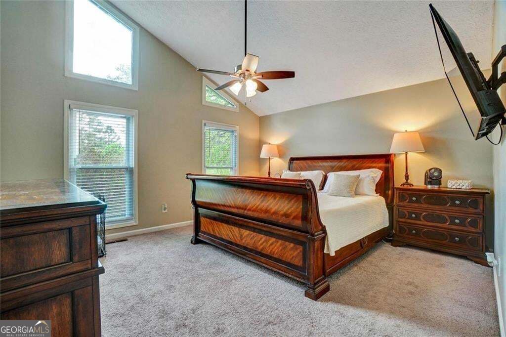 4831 Highpoint Drive Ne Property Photo 8