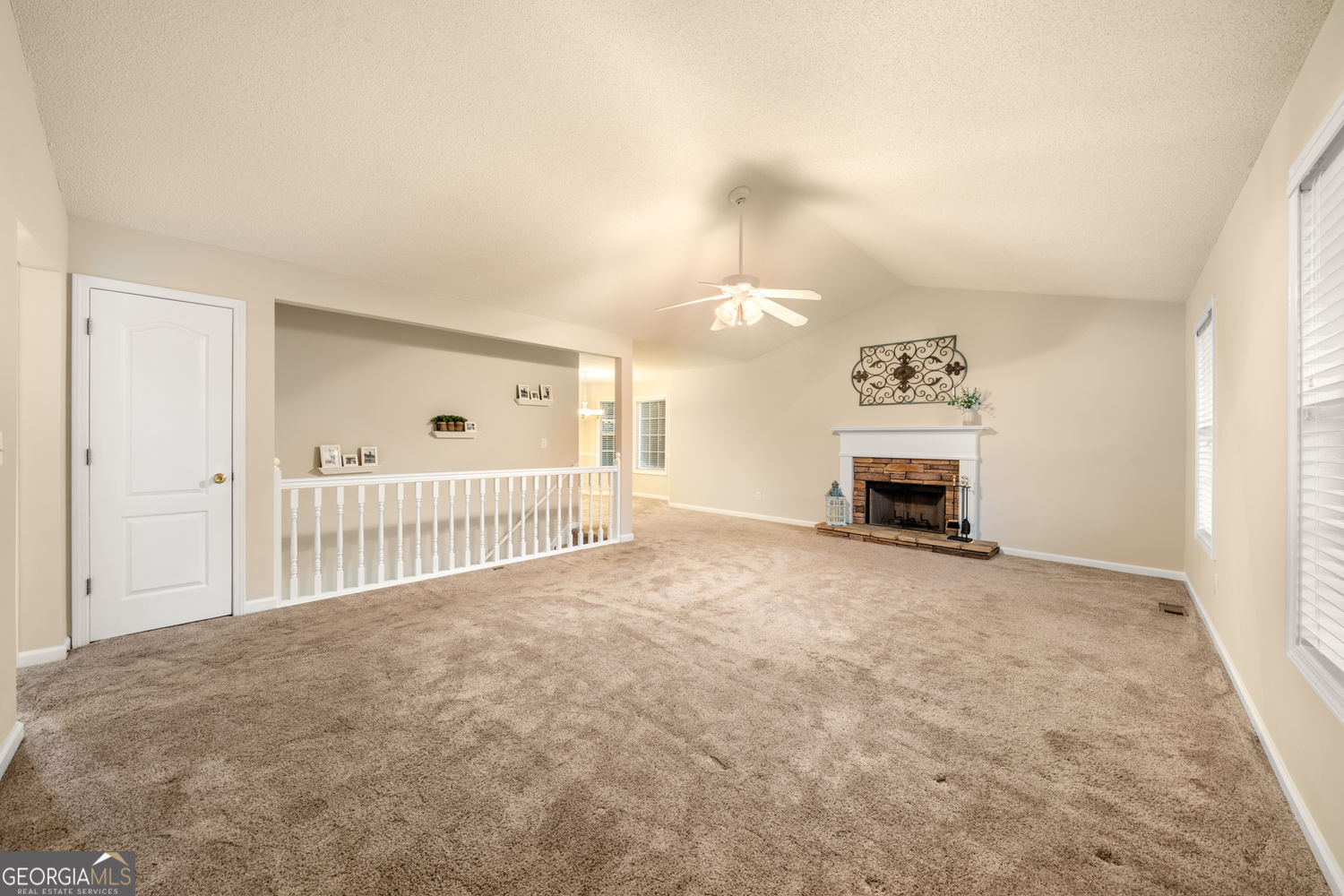 63 Hickory View Lane Property Photo 8