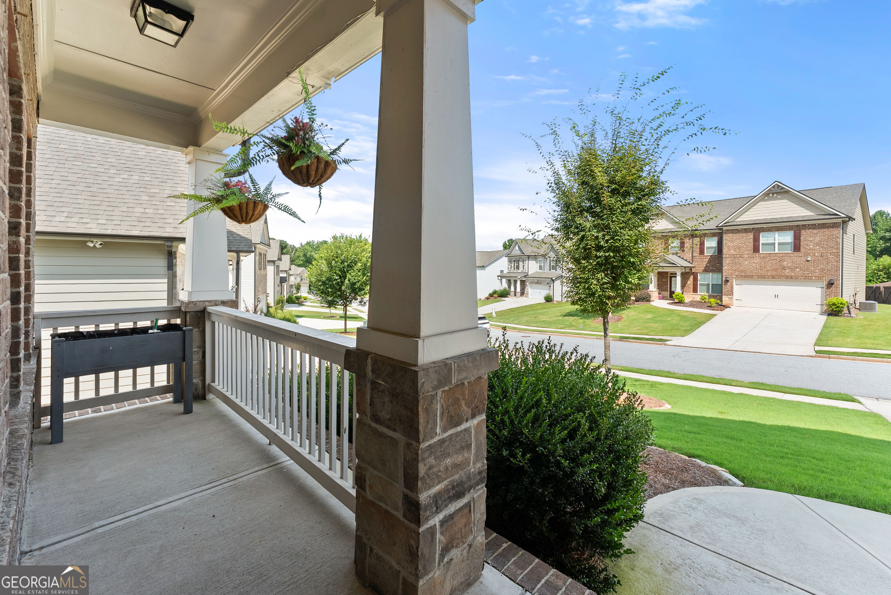 7129 Birch View Court Property Photo 3