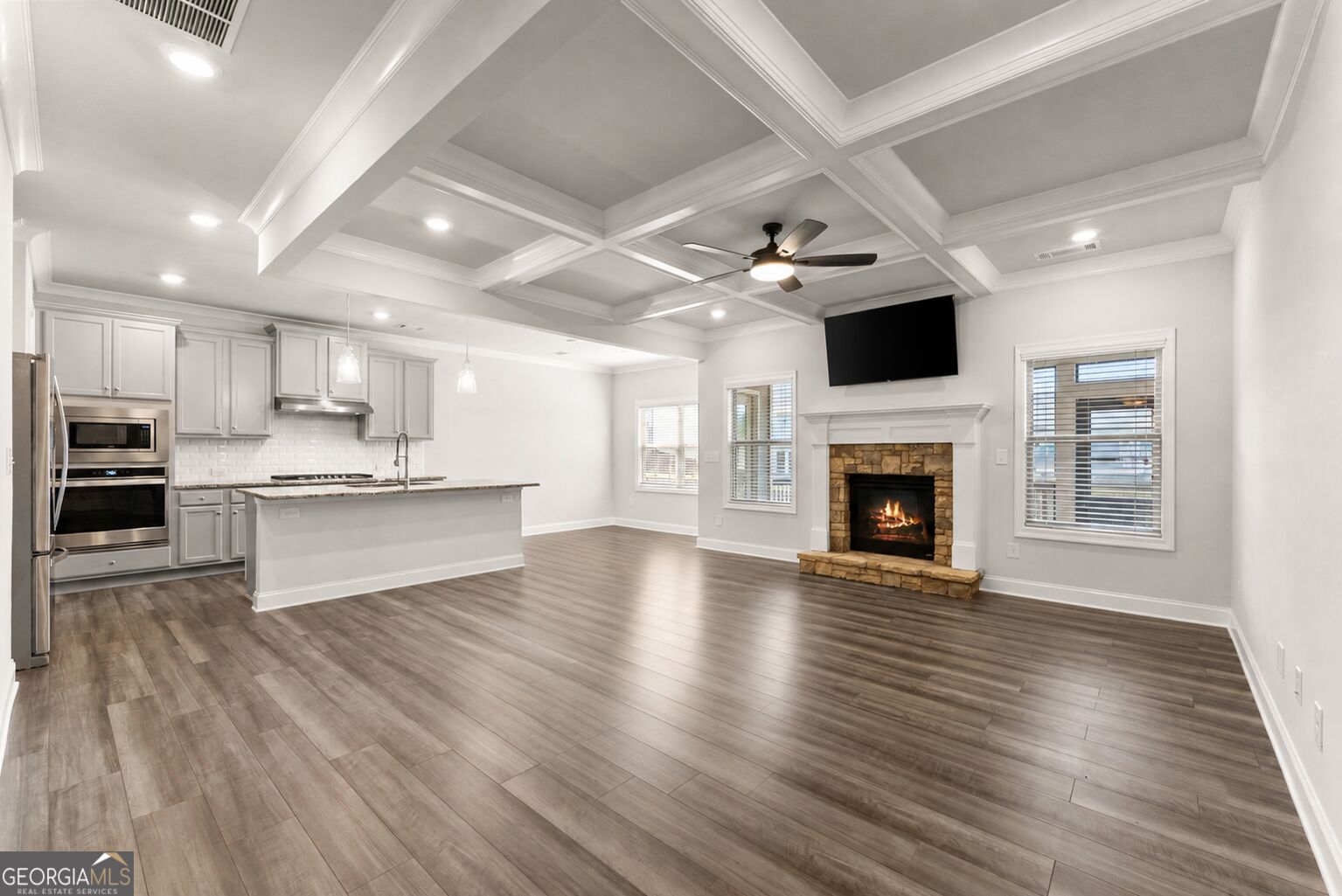 7129 Birch View Court Property Photo 6